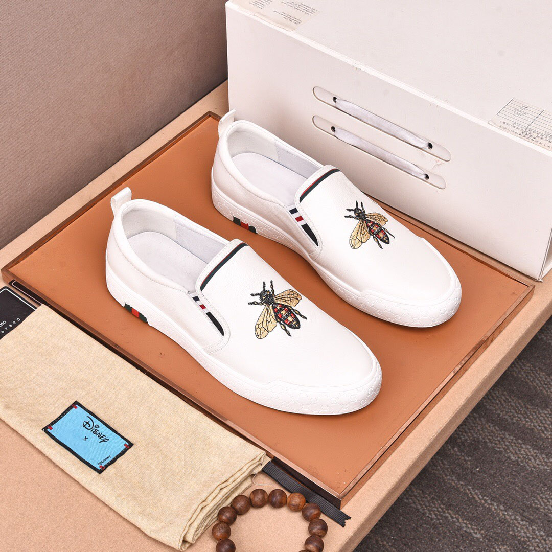 

Men's Comfortable Running Sports Shoes Breathable Slip On Flat Shoes Male Brand Designer Genuine Leather Fashion Casual Sneakers Size 38-44, White