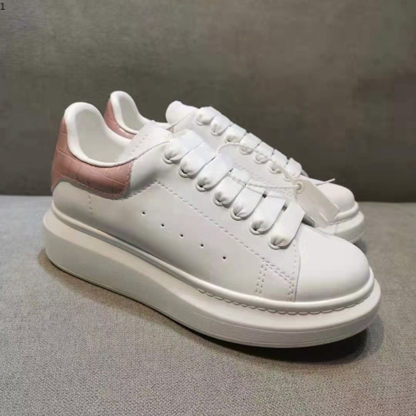 

2021Top Quality Shoes Women Mens Trainers Leather Platform Shoe Flat Casual Party Espadrilles Vintage Suede Sneakers MKJ002