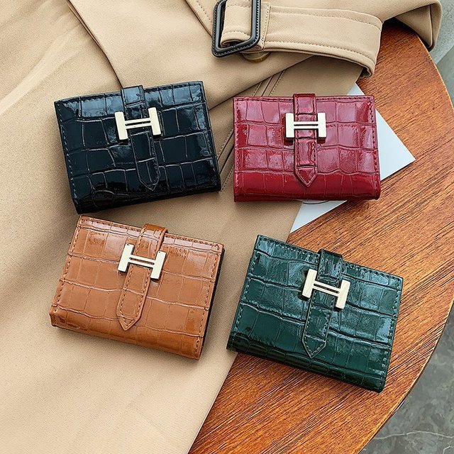 

Women short organizer wallet Solid color Hasp Mini Wallets Womens bags wholesale Credit Card Genuine leather Black/red/grey Q77X40