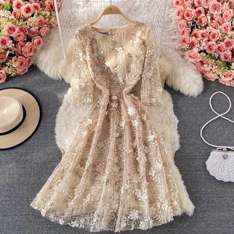 

Casual Dresses French Elegant Women' Sequin Dress Fashion Waist Slim Round Neck Lace Three Quarter 3/4 Sleeves, Khaki