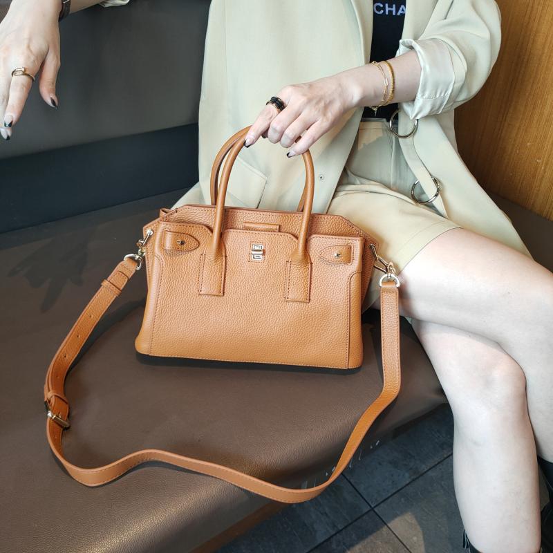 

Evening Bags 2021 Large Commute Tote Bag Lichi Pattern Cowhide Leather Women Handbag OL Business Female Shoulder For Taptop