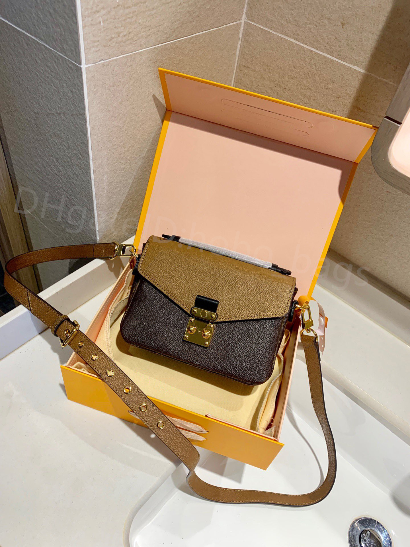 

Designer Shoulder Bags Women Fashion Famous Cross Body Square Long Flap Wallets Plain Fresh Durable Practical Casual Interior Compartment Lady Popular Handbags, Style x