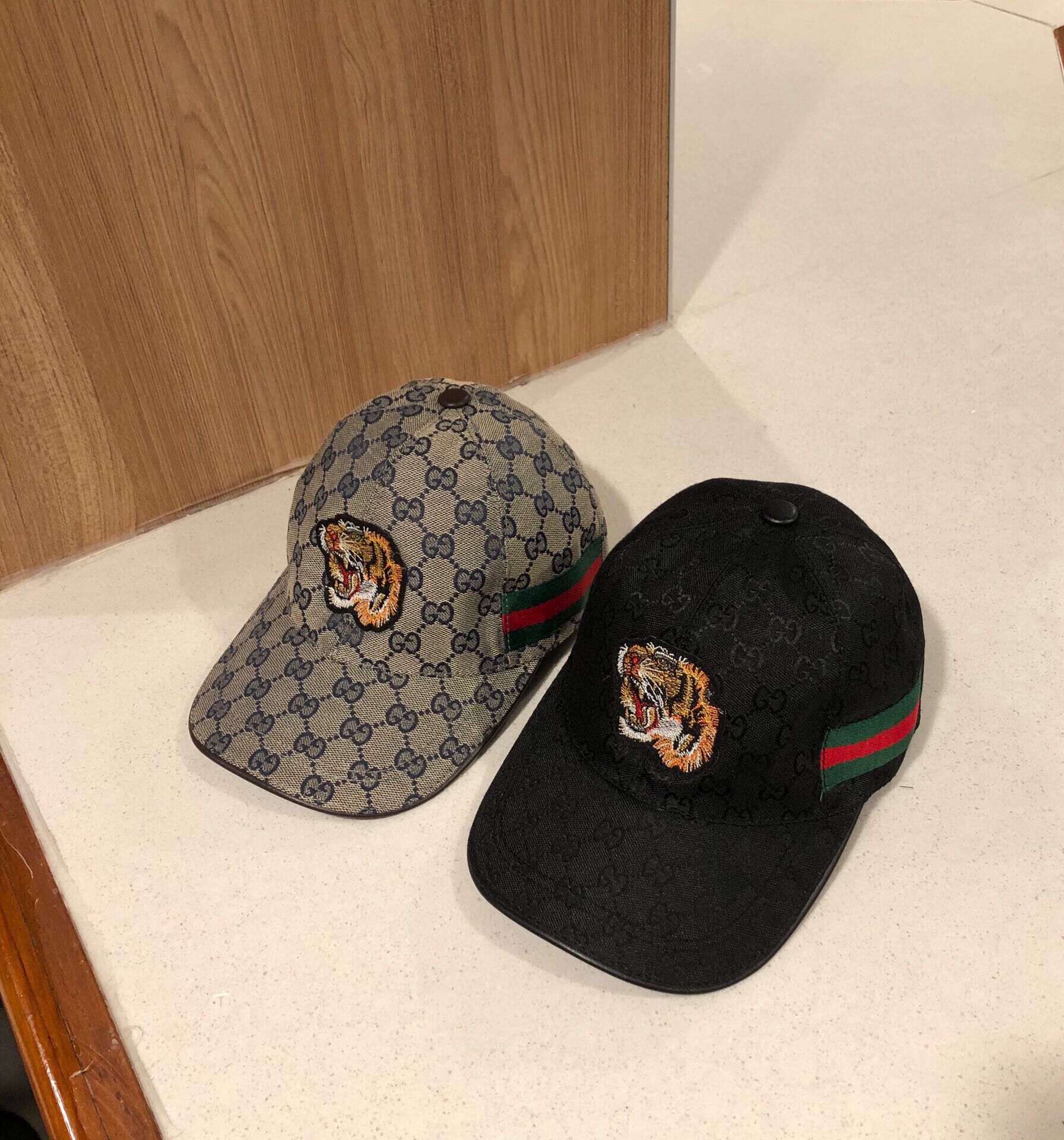

2021 trendy men baseball cap tiger printed hip hop women designers caps hats embroidery mens summer fashion red green designer cappelli firmati, Blue;gray