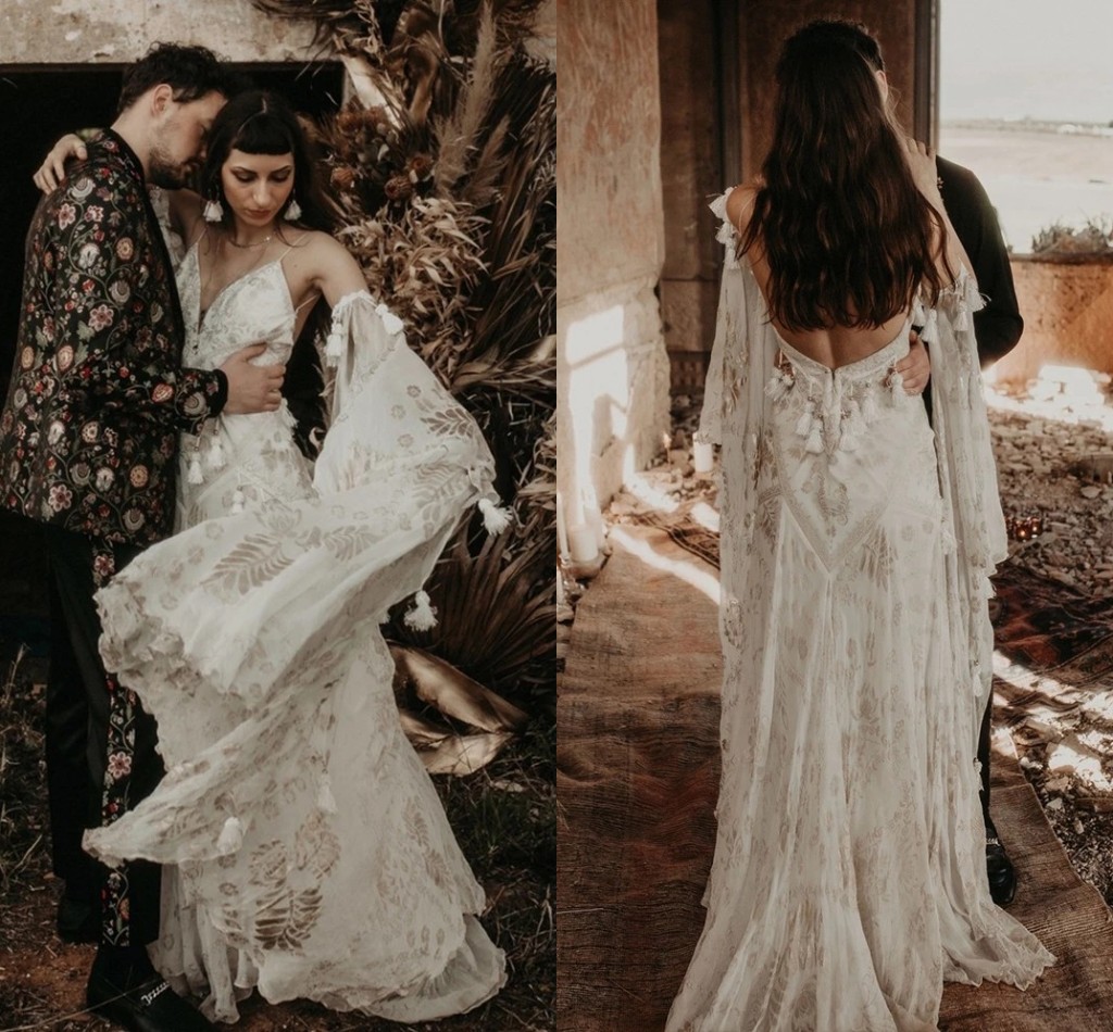 

Trumpet Bohemian Lace Wedding Gowns 2021 V Neck Unique Tassels Flare Long Sleeves Bridal Dress Sexy Open Back Sweep Train Mermaid Vestidos De Novia Country AL9215, White