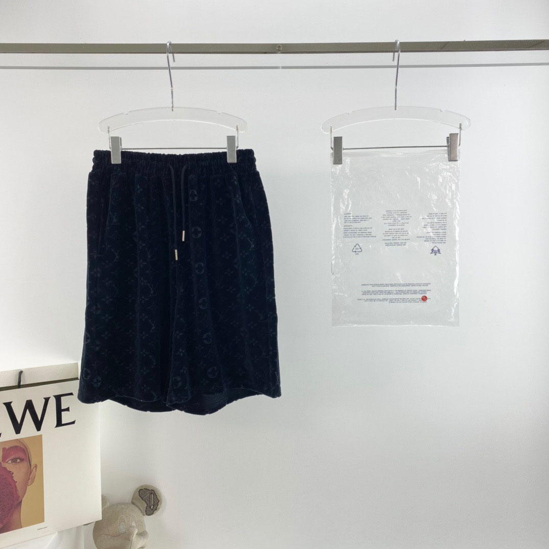 

2021ss spring and summer new high grade cotton printing short sleeve round neck panel T-Shirt Size: m-l-xl-xxl-xxxl Color: black white 2nb3q