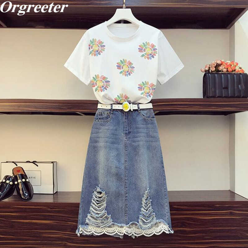 

Summer Women Flower Tshirt and High waist Lace Patchwork Hole Long Denim Skirt Two piece set Female Outfits 210525, Only shirt