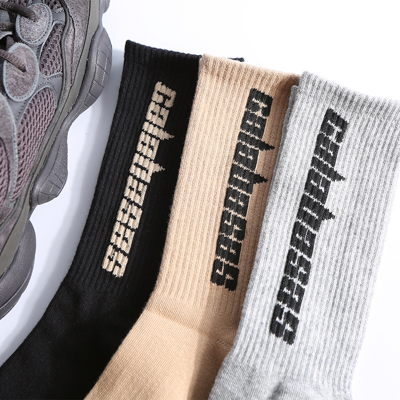 

European and American Trendy Brand Socks Calabasas Letters Kanye Street Skateboard Middle Tube Men Women Sports Cotton, Black