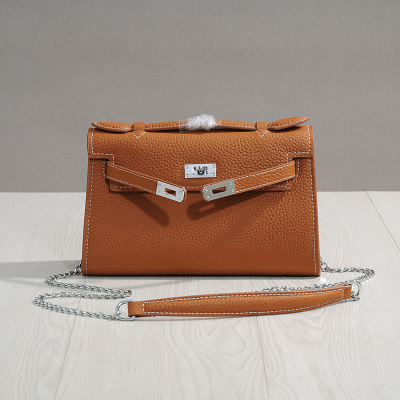 

Women Luxurys Designers Bags 2021 female Mini Chain Leather cowhide banquet hand one handle Up To Designer Handbag Handbags Totes Crossbody Bag