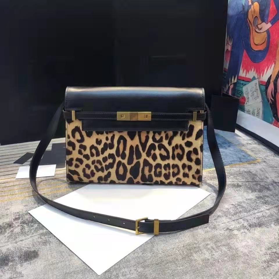 

Women Handbags dicky0750 Crossbody Luxury bag Leopard Purse Mini Totes Weave Letters Designer bags Half Moon Alligator Crocodile Messenger bag wholesale, Extra shipping fee(not for sale)