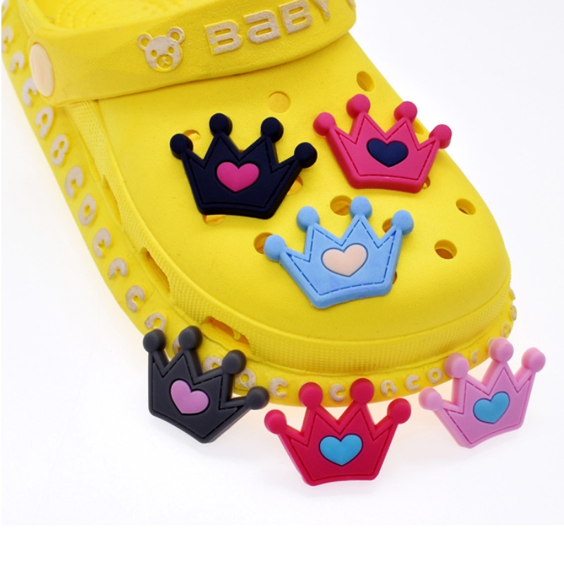 

Colorful cute cartoon PVC Shoe Charms Shoes Buckles crown Boys Girls Fit Bracelets Croc JIBZ accessories Wristband Holeshoes Gift