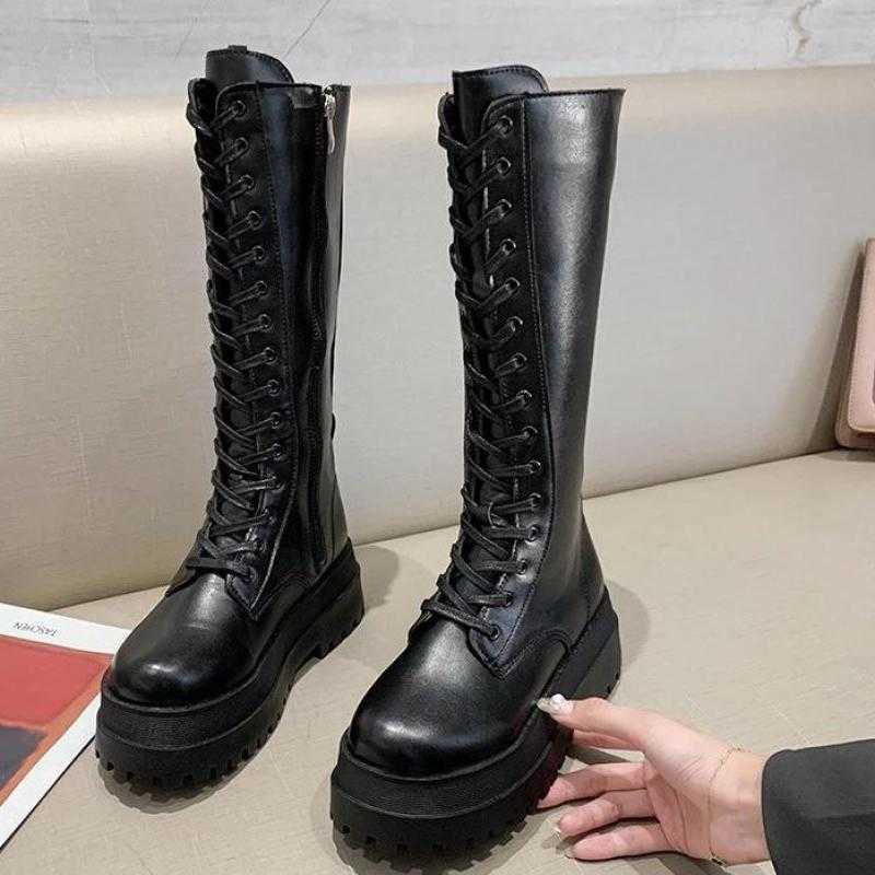 

NEW HOT Women Combat Boots Antumn Female High Platform Gothic Shoes Black Leather Boots Lace up Women Knee High Boots H1009