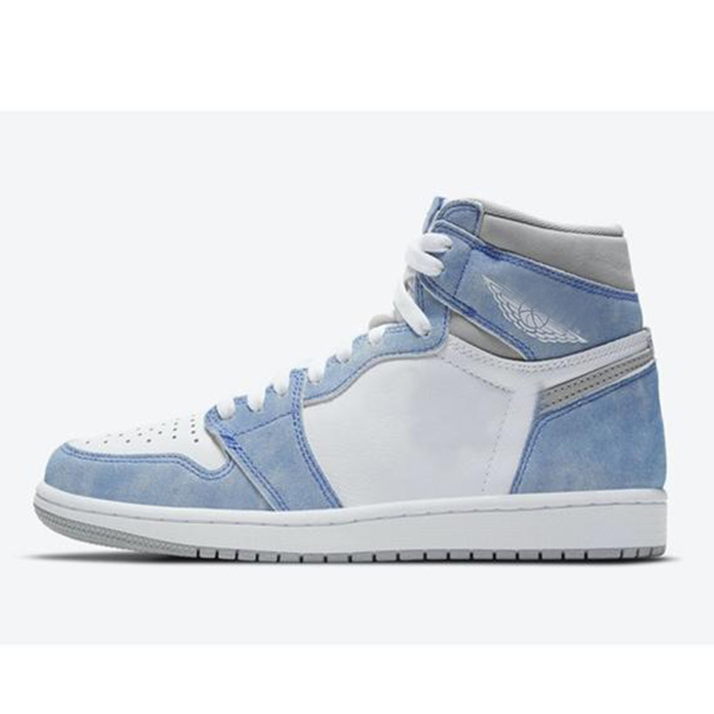 

1 High OG Hyper Royal 555088-134 Light Smoke Grey-White 1s University Blue Suede Man Outdoors Sneakers 555088-402