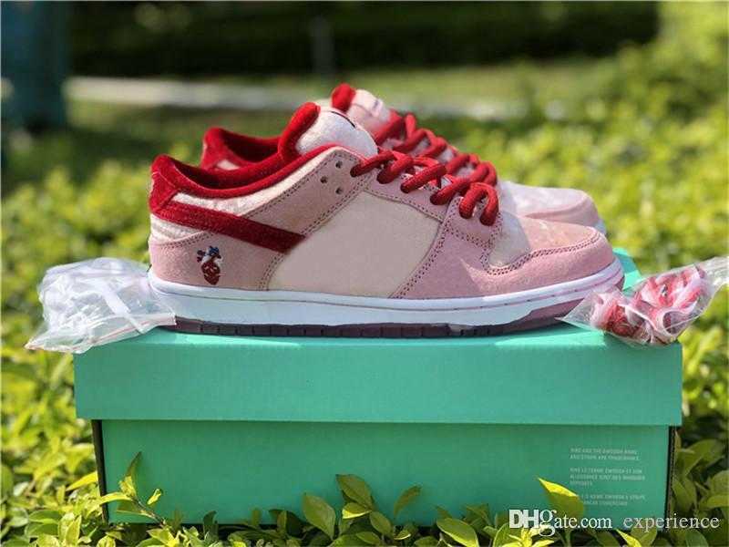 

2022 Original Authentic Dunk StrangeLove Low Skateboards Valentine's Day Pink Red White CT2552-800 Men Women Outdoor Shoes Sport Sneakers