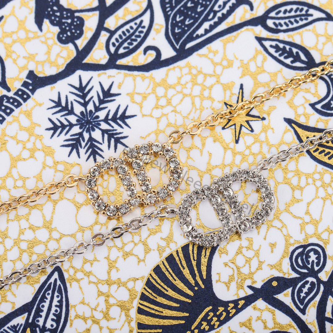 

Brand designer simple letter Pendant with diamond necklace fashion beautiful Valentine's Day Couple Necklace Jewelry Wedding