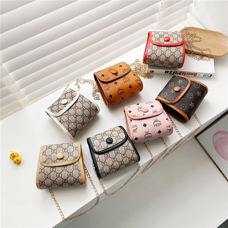 

Fashion Girls PU Leather Single Shoulder Handbags Mini Messenger Chain Change Purse Children Baby Designer Letters Print Personality Cross Body Bags, Khaki