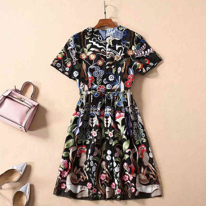 Robe Seqinyy Luxury 2021 Summer Mode Design Féminin Courte manches brodées Fleurs de haute qualité Sicilien