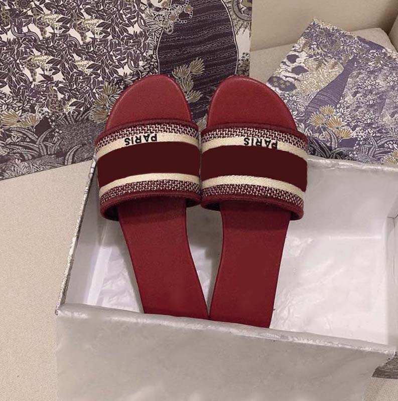 Pantoufles Designer Slipper Womens Shoes C'est une jeunesse à la mode spécialement conçue une variété dames de couleurs à choisir de montrer comp