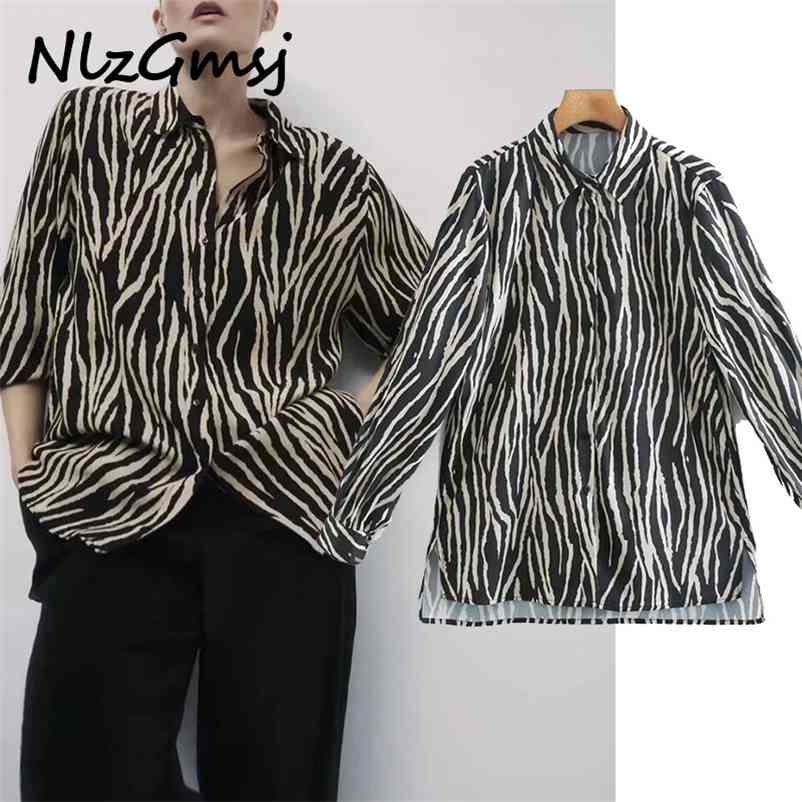 

Blouse Women Vintage Digital Animal Pattern Print Shirt Turn-down Collar Long Sleeve Ladies Blouses Tops 210628, As picture
