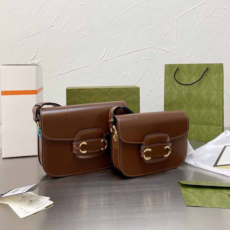 

Fashion Horse Clasp Handbag Classic Single Shoulder Bag Women Genuine Leather Crossbody Back Bags High Quality ladies old flower Handbags Flap Wallet, Red