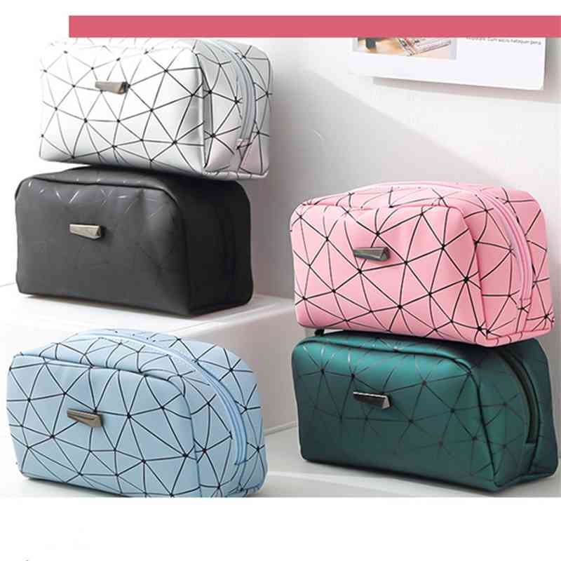 

Net red ins wind super fire portable travel hand waterproof washing storage cosmetic bag, Green