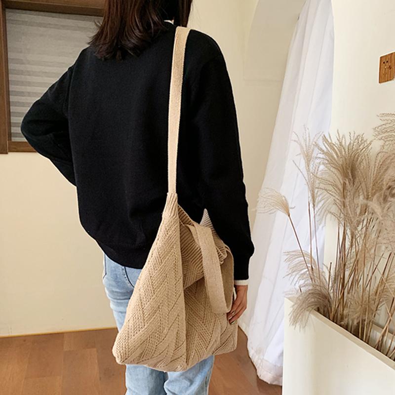 

Evening Bags Casual Knitted Woolen Women Shoulder Designer Plush Handbags Harajuku Crossbody Bag Lady Purses 2021 Winter
