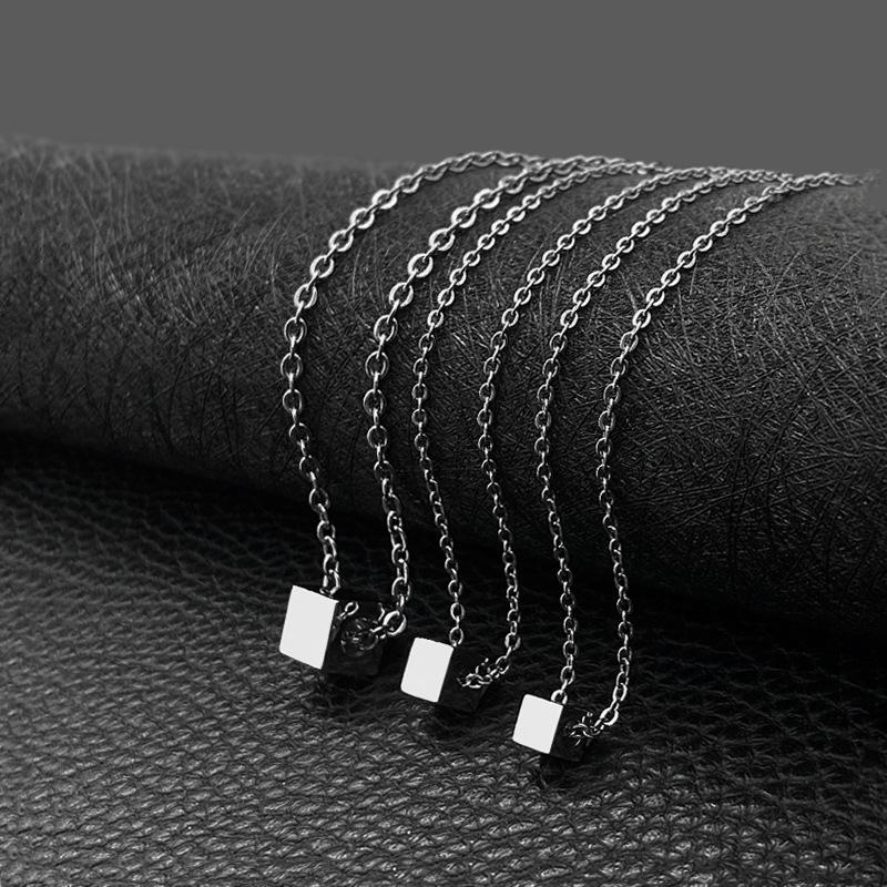 

Pendant Necklaces Simple Geometric Three-dimensional Square Female Fashion Temperament Titanium Steel Necklace Jewelry