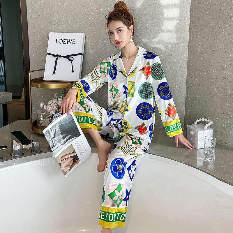 

Color Pattern Sleepwear Geometric Printed Homewear Fashion Design Velvet Nightwear Loose Thin Pajamas Set, As pic