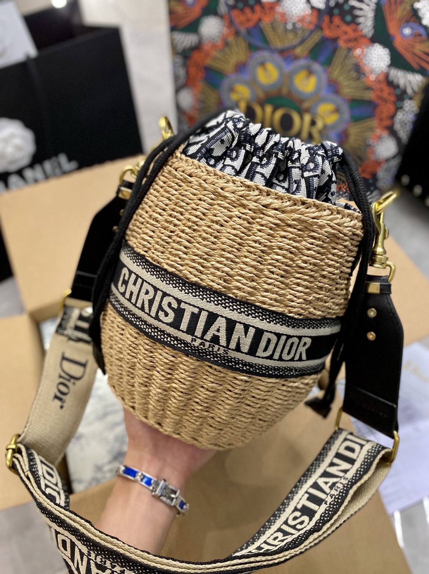 

2021 Luxury Brand Leather Fashion Shoulder Bags Men's and Women's Classic Handbags High Quality Crossbody Bag -L1320, Red;black