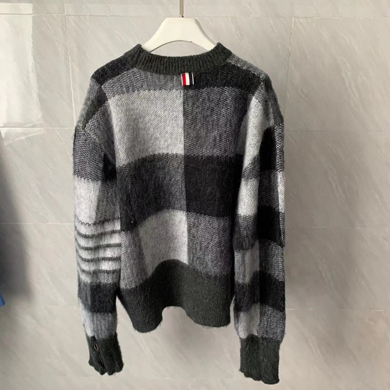 

Star autumn winter 2021 new TB check Mohair crew neck loose Pullover men's and women's s7241, White;black