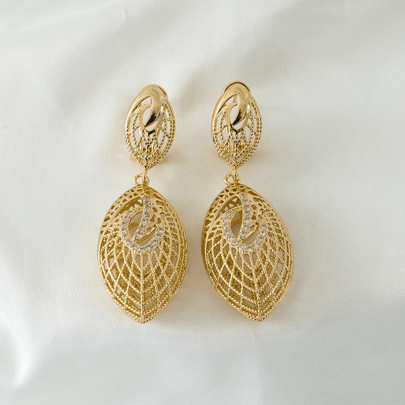 

Dangle & Chandelier 2021 Arrival Exquisite Shining Inlaid Crystal Jewelry Fashion Style Earring For Women Wedding Gift, Silver