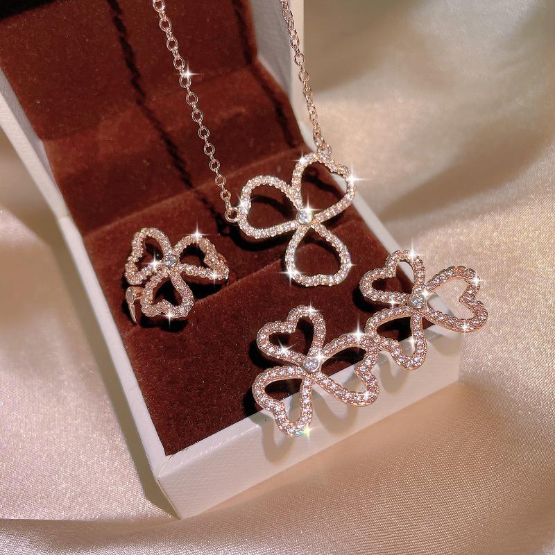 

Earrings & Necklace European And American Temperament Clover Bracelet Ear Stud Three-Piece Set Versatile Zircon Student, Silver