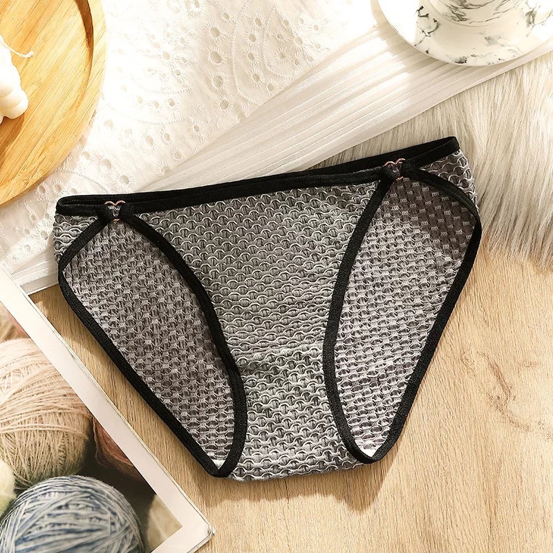 

2021 Casual Ladies Briefs New Mid Waist Cotton Panties Breathable Sexy Bottoming Women Snake-print Underpants Elegant Simple, Black;pink