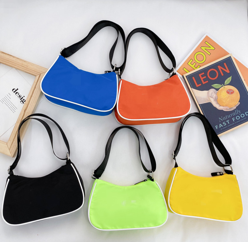 

Luxury girls one shoulder bags 2021 INS kids alar sport purse children nylon messenger bag A6450, White