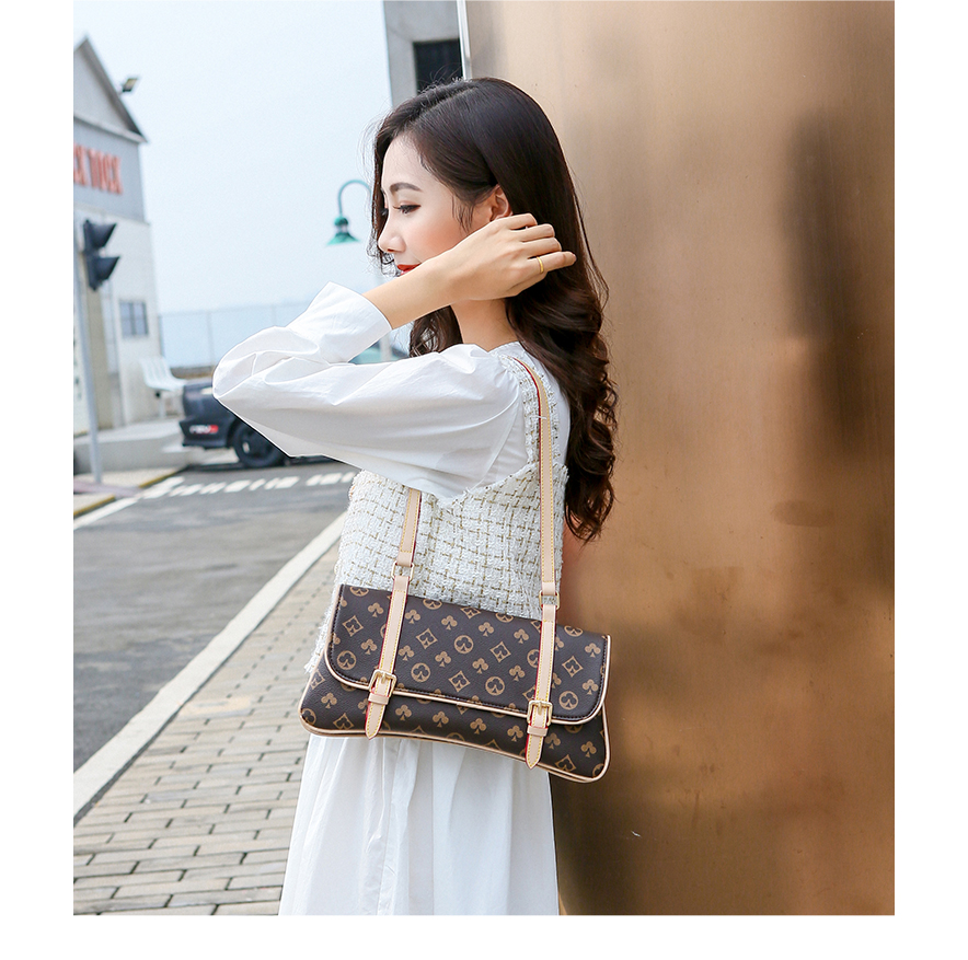 

Large Capacity Classic Presbyopia Underarm luxurys Bag Fashion Trend Wild Chain Shoulder Messenger handBag Female Bags, Black
