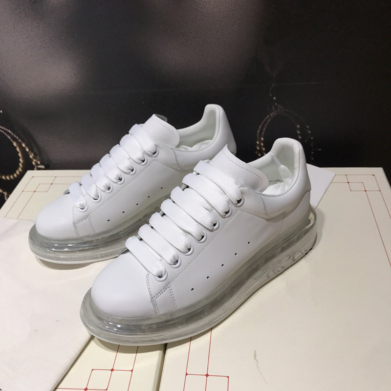 

New Fashion Luxury Man Thick-soled Casual Shoes Fashionable Comfortable Increase Women's Sports Casual Shoes Man Old shoes, 01