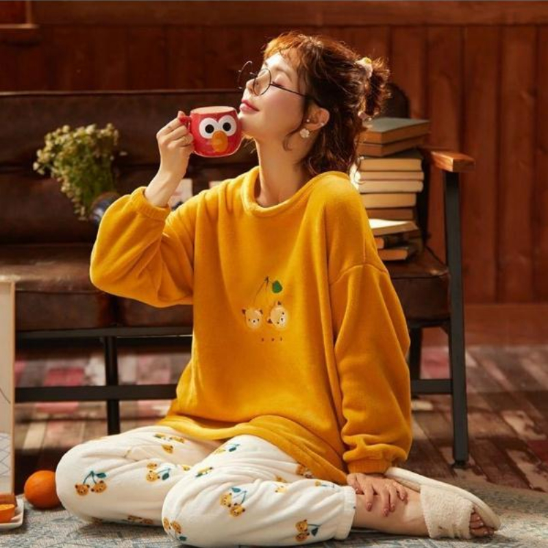 

Pajama Woman Winter Warm Sets Ladies Pyjamas Flannel Sleepwear Pijamas Mujer New Home Clothes Dropshipping, Black;red
