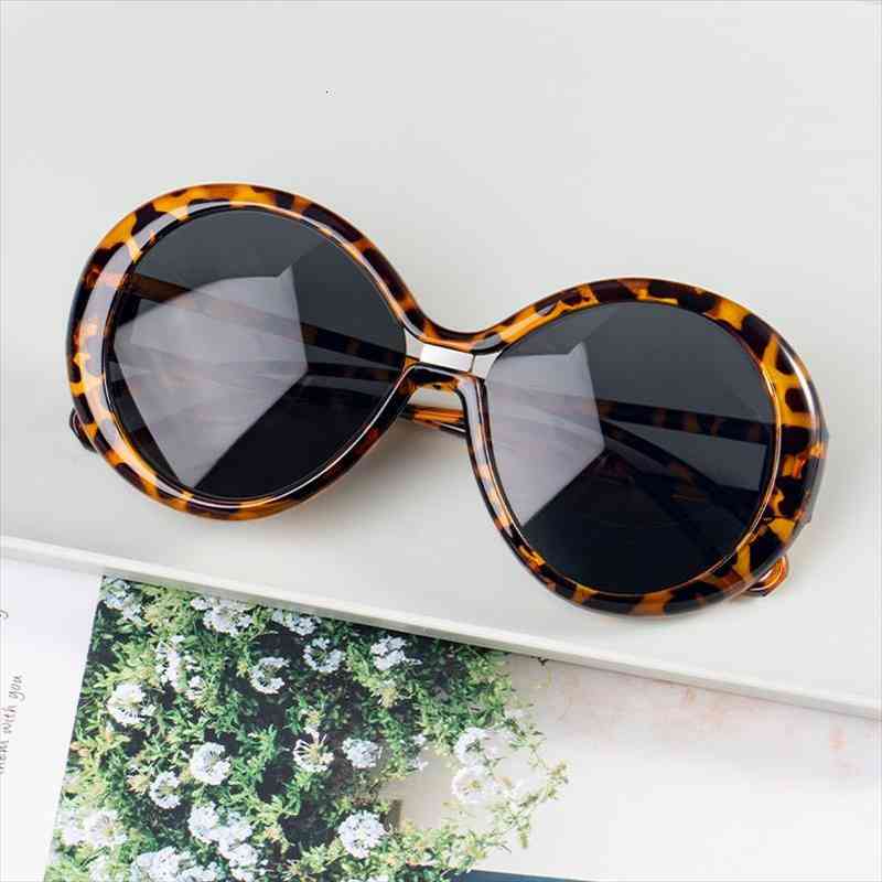 

Round Sunglasses Women Fashion Brand Designer Classic Vintage Sunglasses For Women Uv400 Lunette De Soleil Femme, White;black