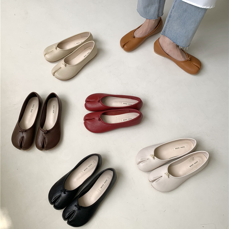 

sandals brand design separated toe flat shoes for women soft sole elegant ballet flats ladies office rvb7, Black