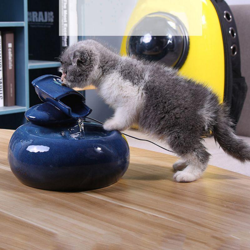 

Cat Bowls & Feeders Electric Ceramics Drinking Feeder Automatic Circulating Little Fish Shape Cats Dispenser Fountain For Dogs