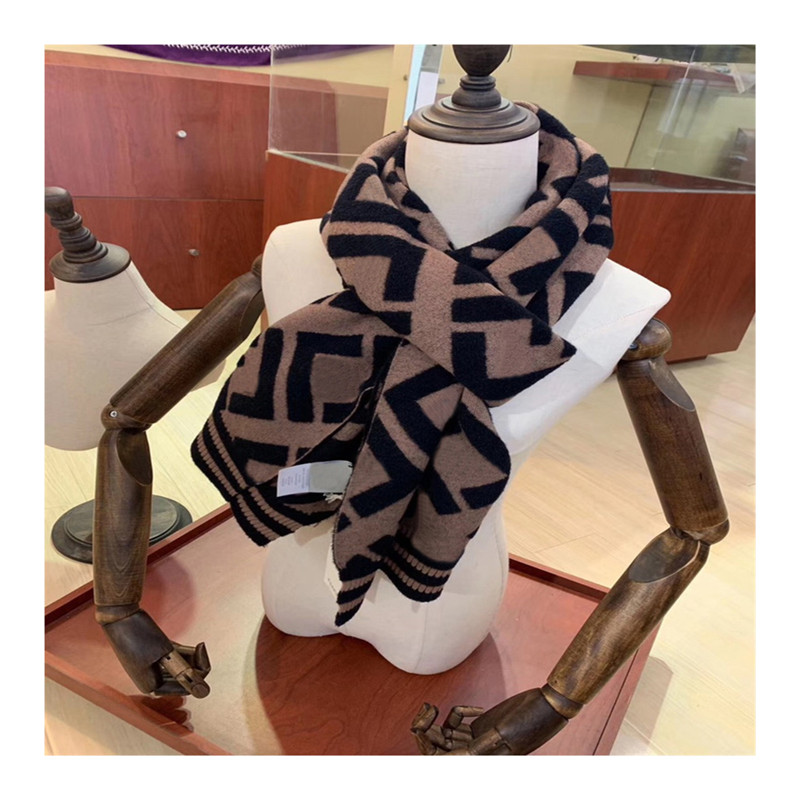 

2021 Womens Luxurys Cashmere Scarf Women Winter Warm Shawls Ladies Designers F Letter Bufanda Thick Blanket Scarves High-grade Brand Scarfs