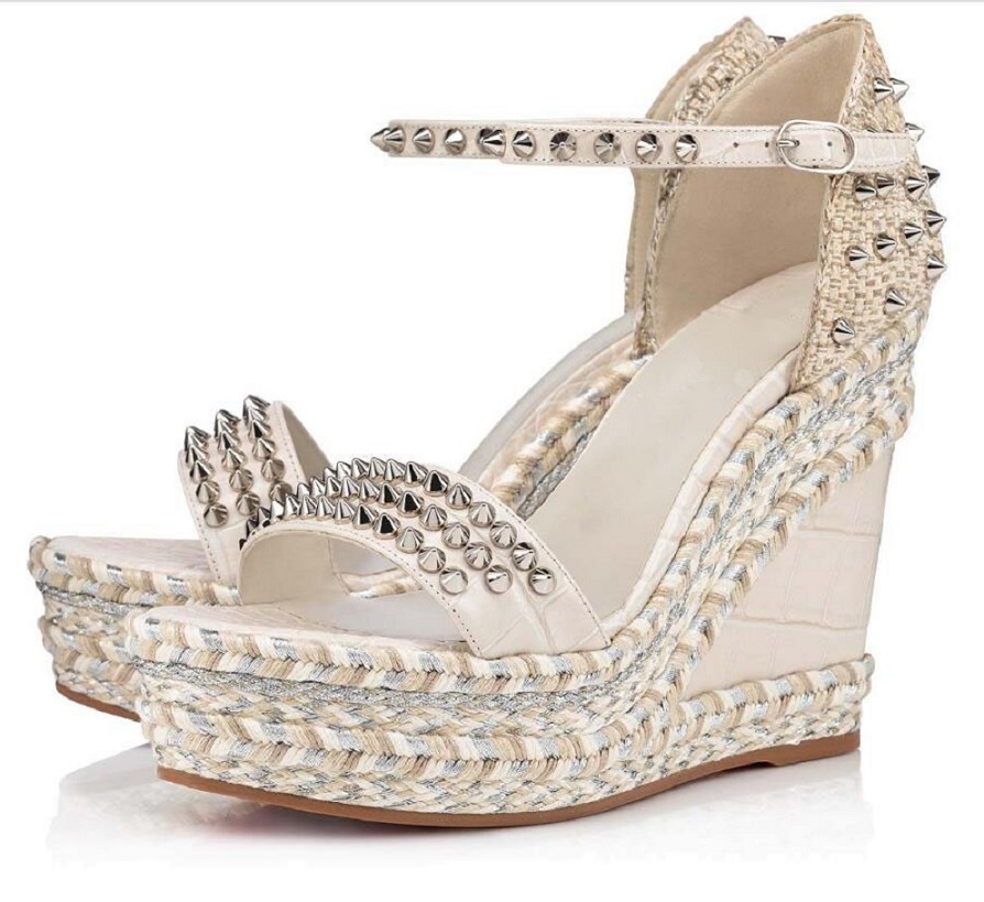 

[Originals Box] Luxurys Sandals Designers Madmonica Lady Red Bottom Pumps Wedgesl Spikes Elegant Women Rivet Ankle Strap High Heels Design Wedding Party Wedge Sandal