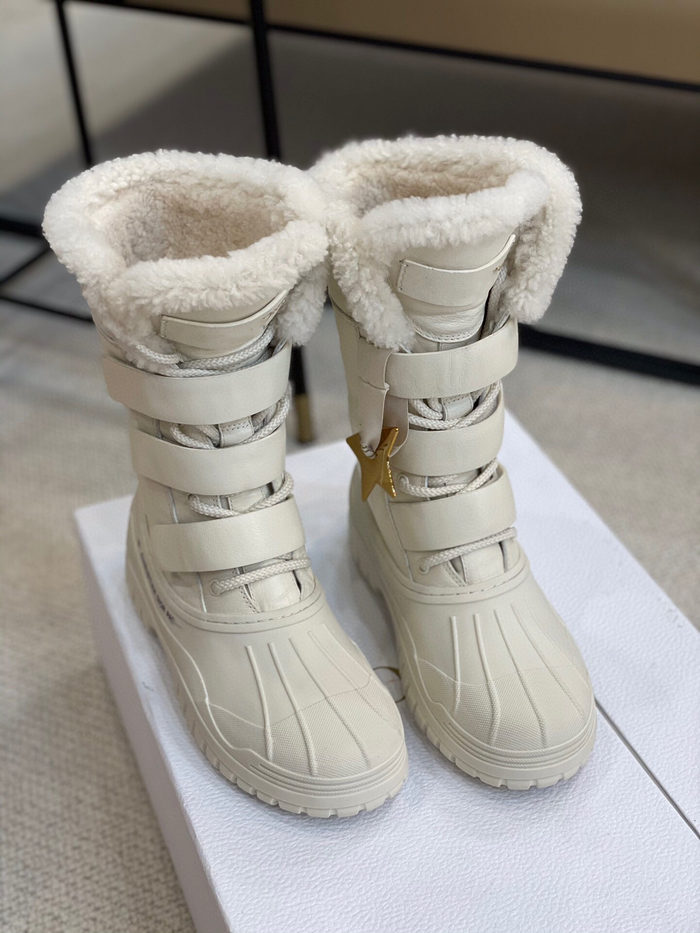

Classics Winter Snow boot Real Fur Slides Leather Waterproof Warm Knee High Fashion booties Boots Designer, Box