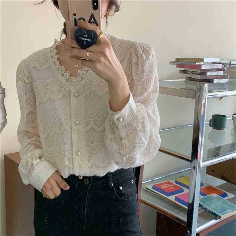

Elegant Gentle Exquisite Embroidered Crochet Bottomed Shirt Lace Blouses All Match Stylish High Quality Clothe 210525, Photo color