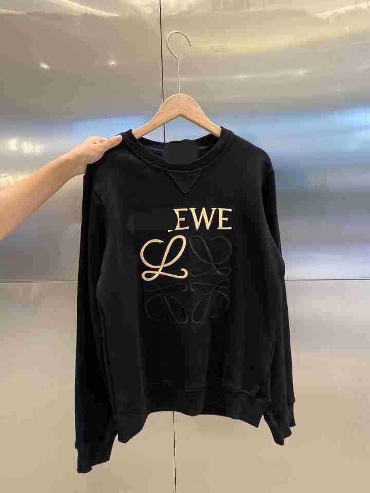 

hoodies t shirt embroidered black gold round collar sweater in autumn and winter 2021