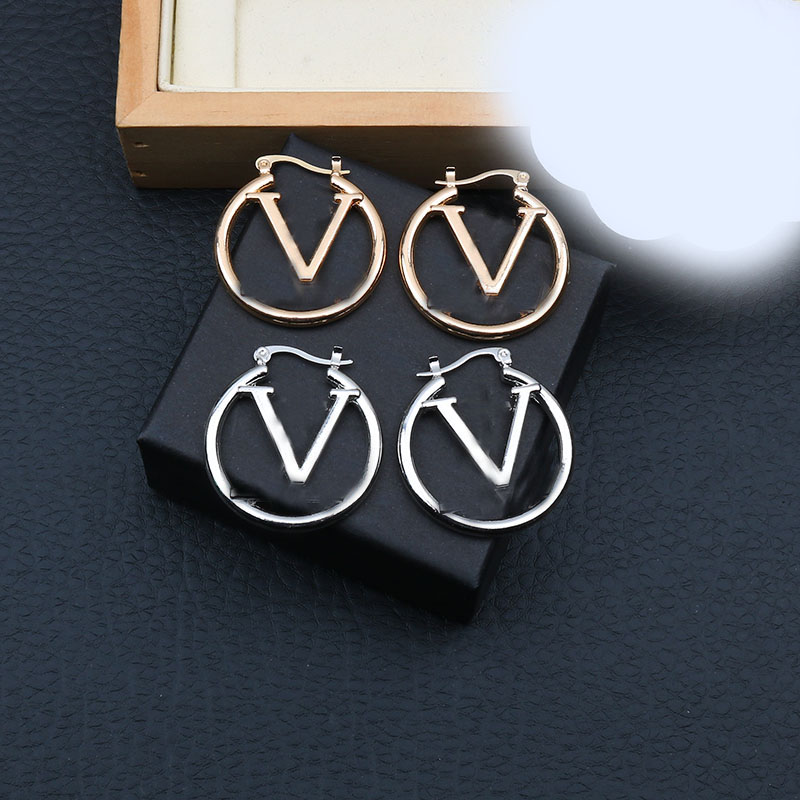 

Classic Letter Circle Charm Earrings Gold Silver Studs Women Jewelry Pendant Eardrop For Party Date