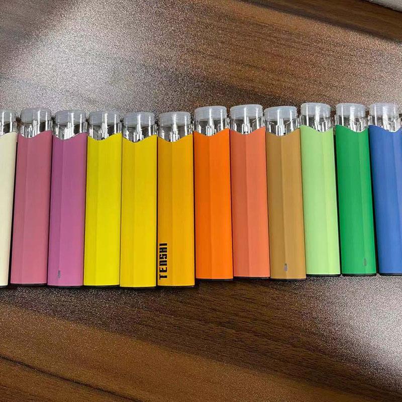 

Disposable electronic cigarette can be recharged, voltage adjustable, preheating, a variety of flavors and smoke color options