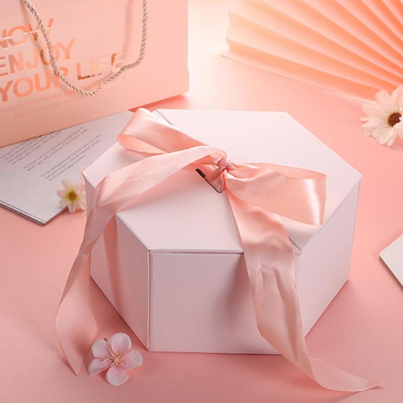 

Gift Wrap Fashion Packaging Box Romantic Lightweight Pretty Packing With Little
