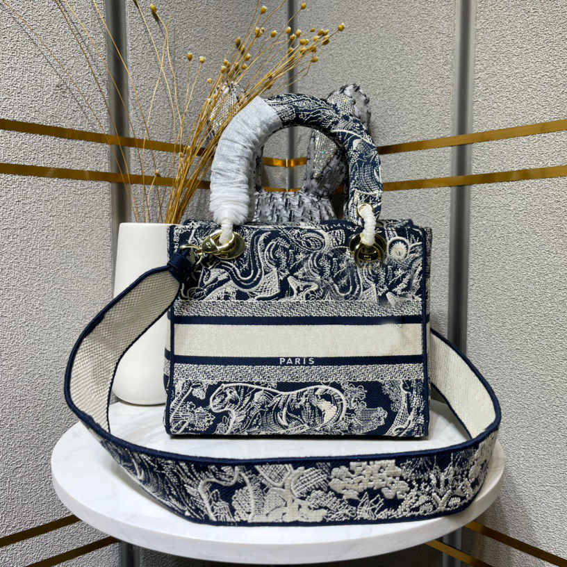 

Designer Shoulder Bags handbags women Small Mini Tote bag totes Fashion vintage flower pattern embroidery open Luxurys Designers 2021 high quality purses handbag, More pics contact seller