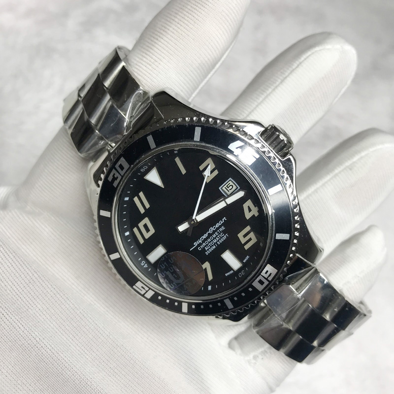 

Men watch luxury automatic sapphire glass ceramic bezel Glide smooth second hand black dial stainless steel Luminous