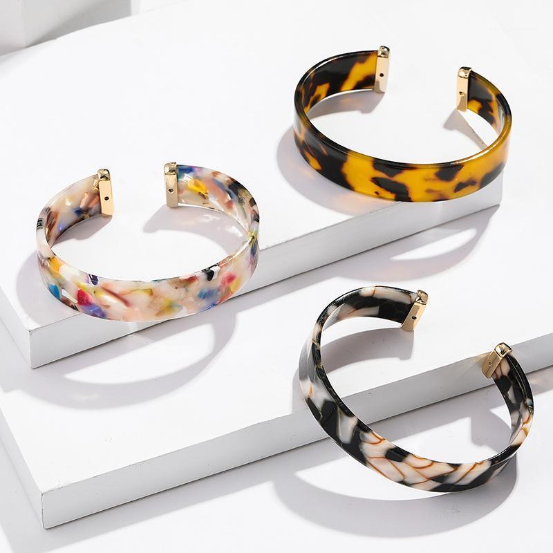 

Fashion Round Resin Big Bracelet Bangles For Women Colorful Geometric Hin Open Cuff Leopard Print Wedding Jewelry Gifts Bangle